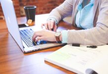 Czy komputer stacjonarny jest lepszy od laptopa?
