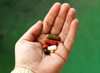 Jakie są skutki napływu bezpośrednich inwestycji zagranicznych do Polski? Jakie są skutki napływu bezpośrednich inwestycji zagranicznych do Polski?