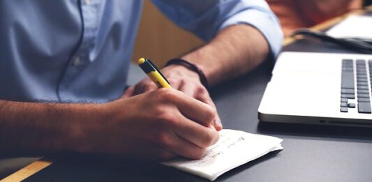 Co powinien zawierać plan projektu?